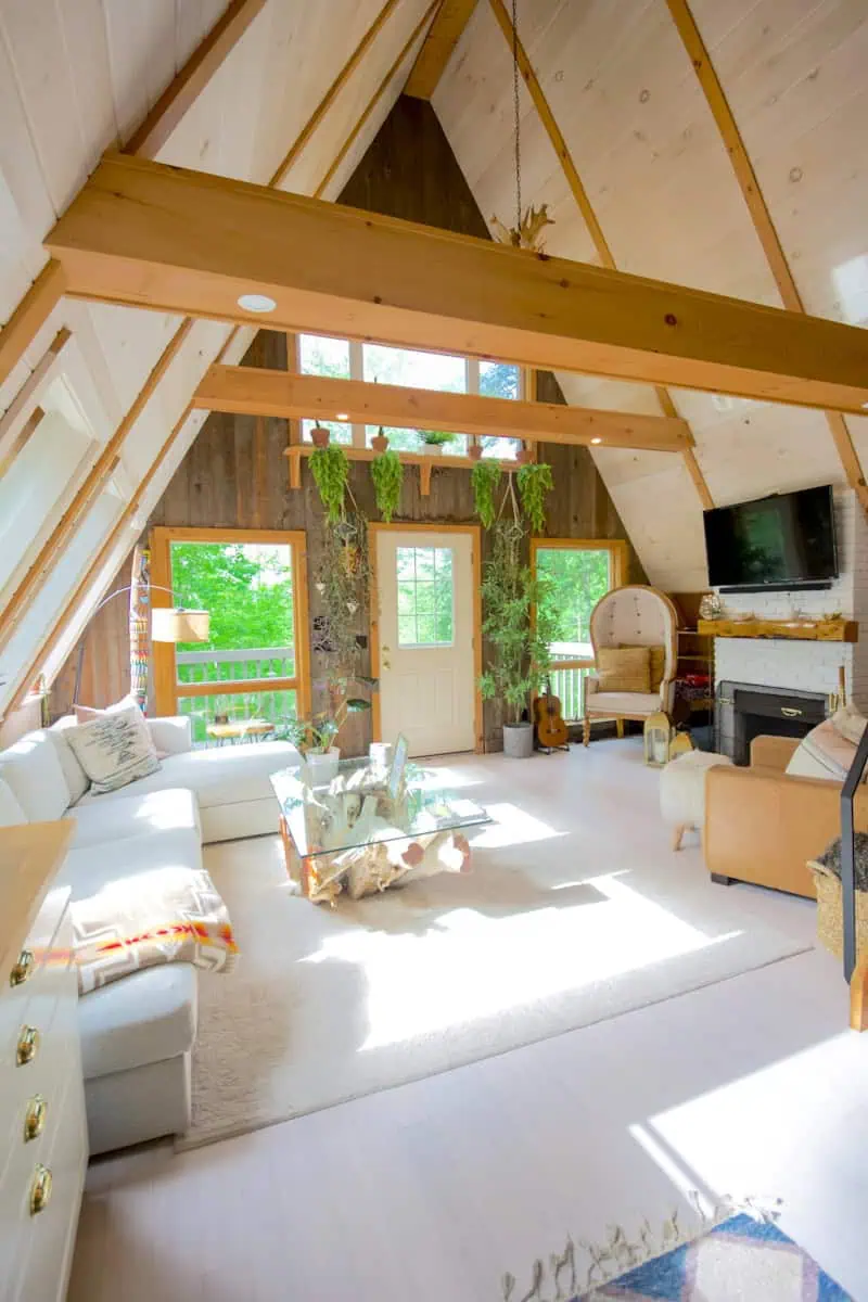 modern-home-using-uplifted-spaces-cleaning-services